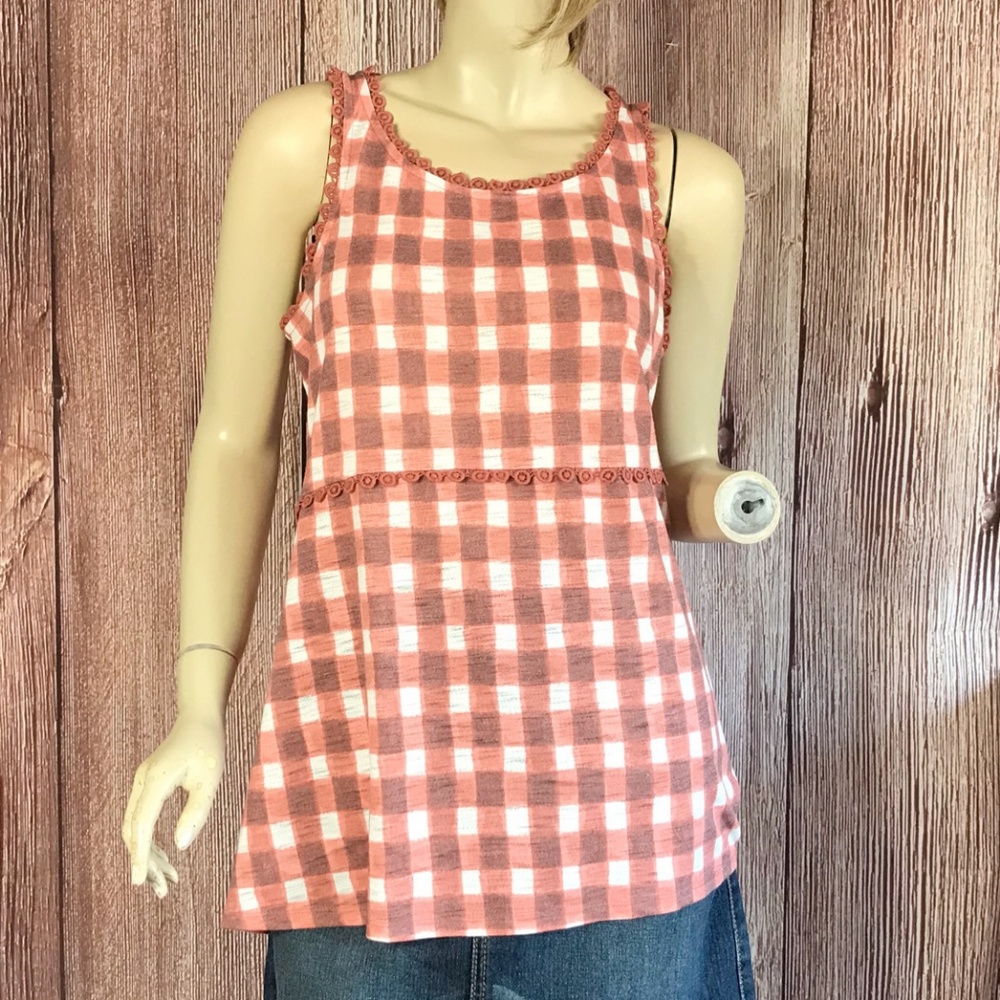 LC Lauren Conrad Sleeveless Top Empire Waist M